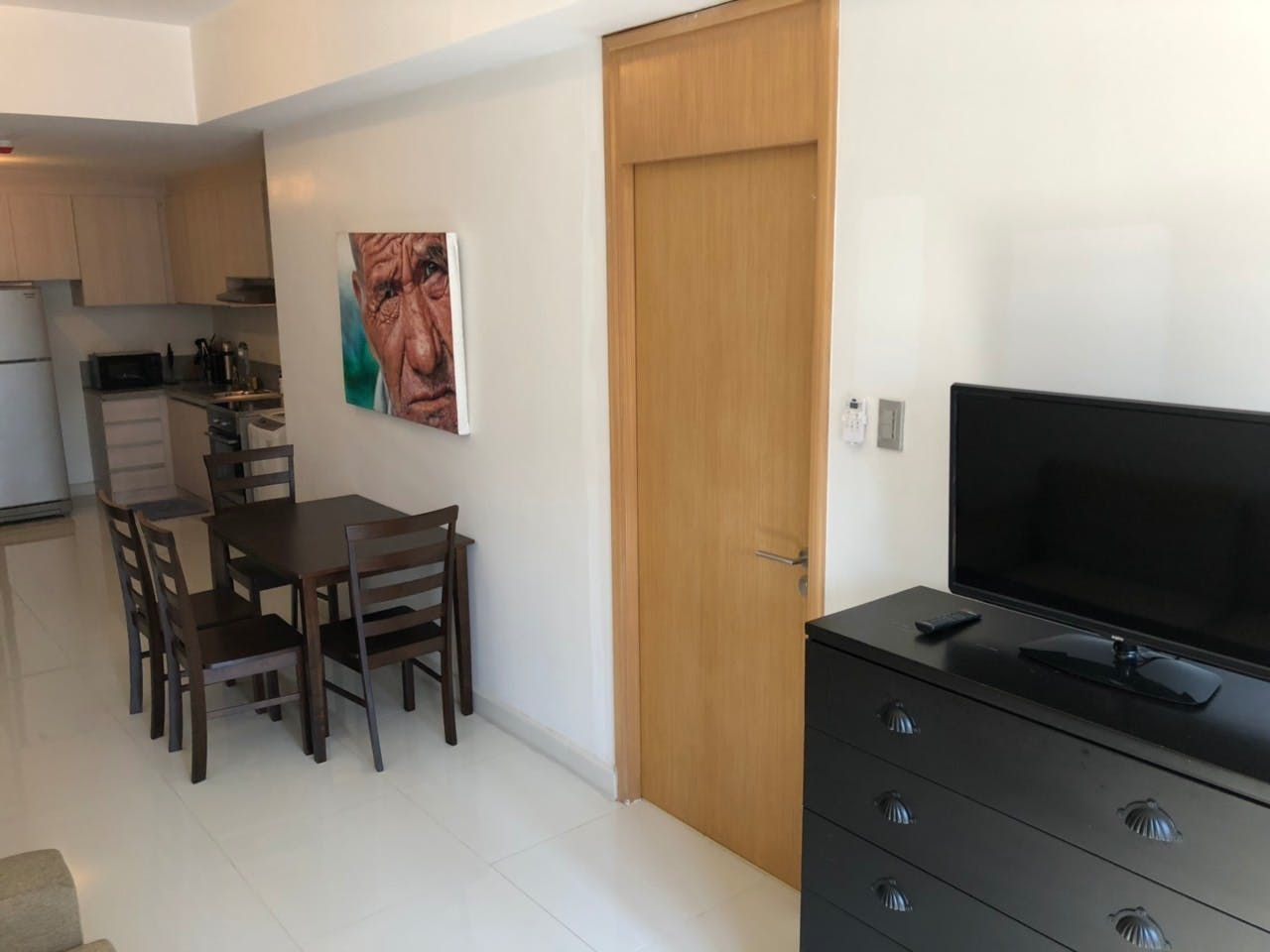 "1BR Condo for Rent in Signa Designer Residences, Salcedo Village, Maka"08
