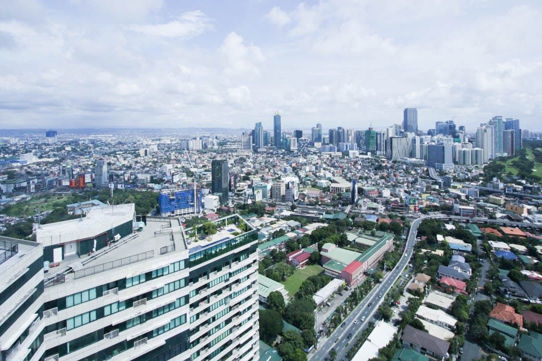 "2BR Condo for Rent in Joya Lofts and Towers, Rockwell Center, Makati"03