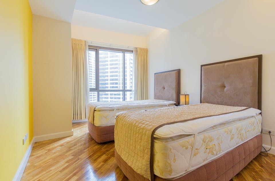 "2BR Condo for Rent in Joya Lofts and Towers, Rockwell Center, Makati"08