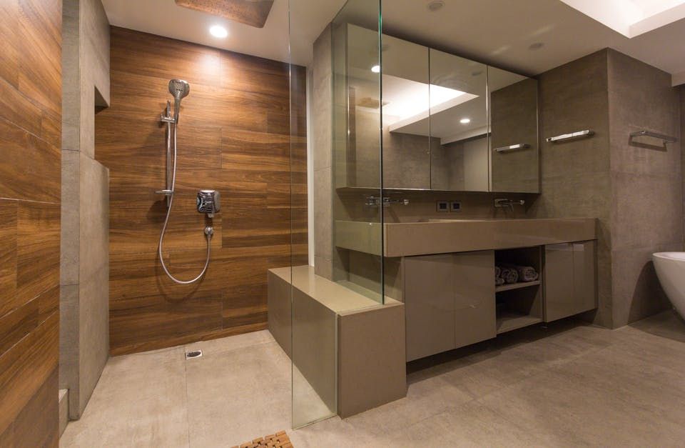 "3BR Condo for Rent in Fraser Place, Salcedo Village, Makati"10