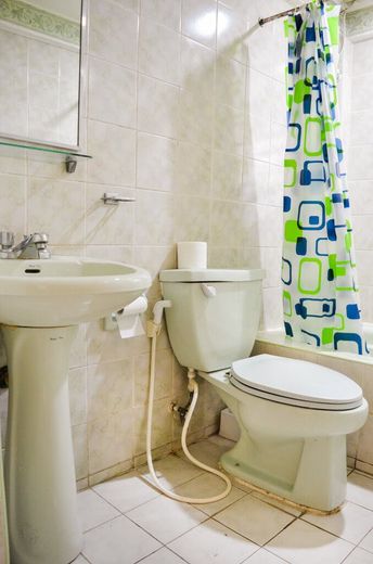 "3BR House for Rent in San Lorenzo Village, Makati"01