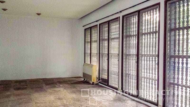 "3BR House for Rent in Dasmari?as Village, Makati"04