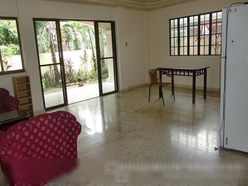 "3BR House for Rent in San Lorenzo Village, Makati"06
