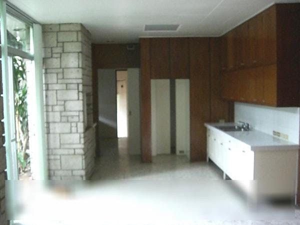 "3BR House for Rent in San Lorenzo Village, Makati"10