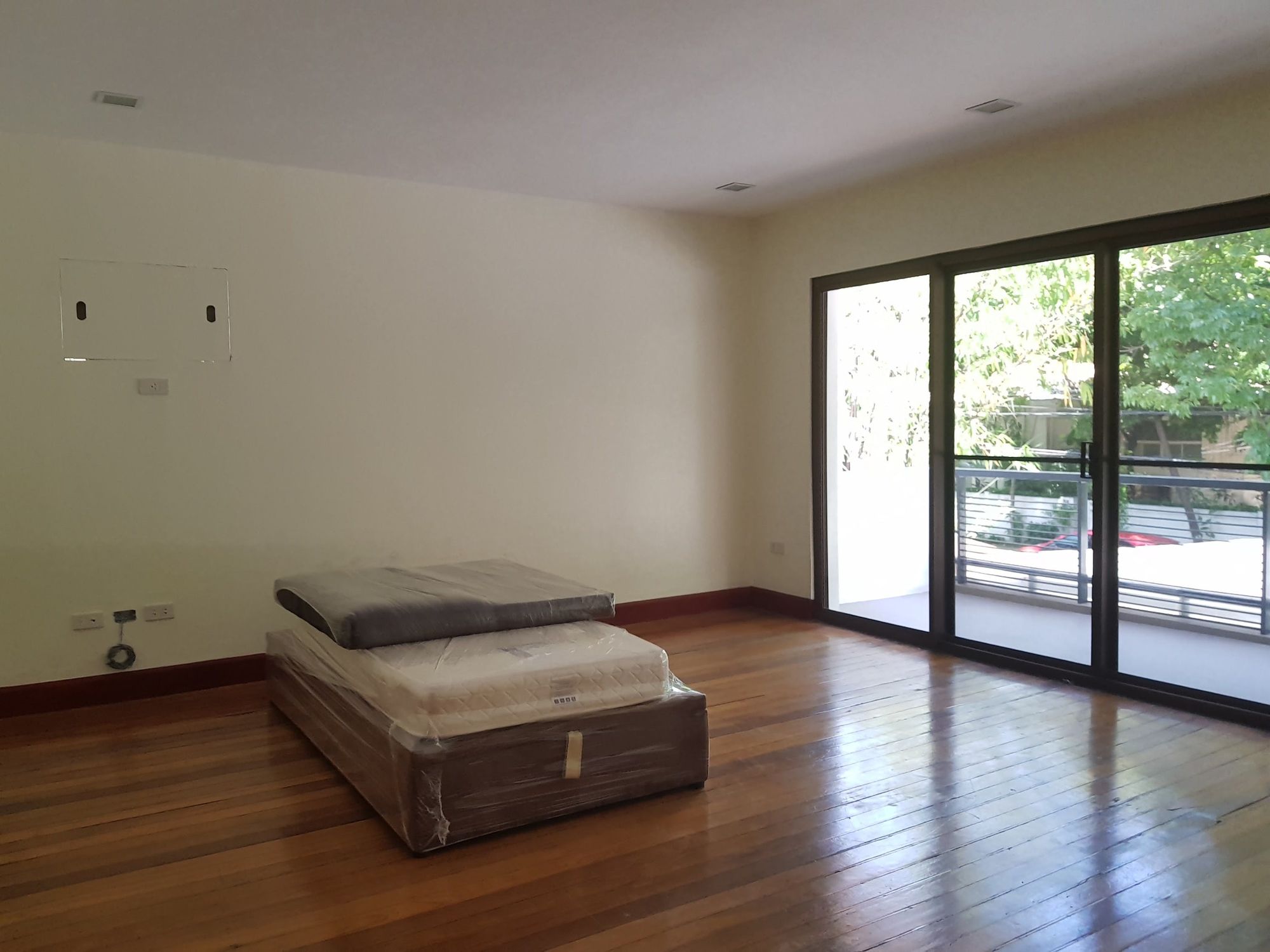 "4BR House for Rent in Bel-Air Village, Makati"06