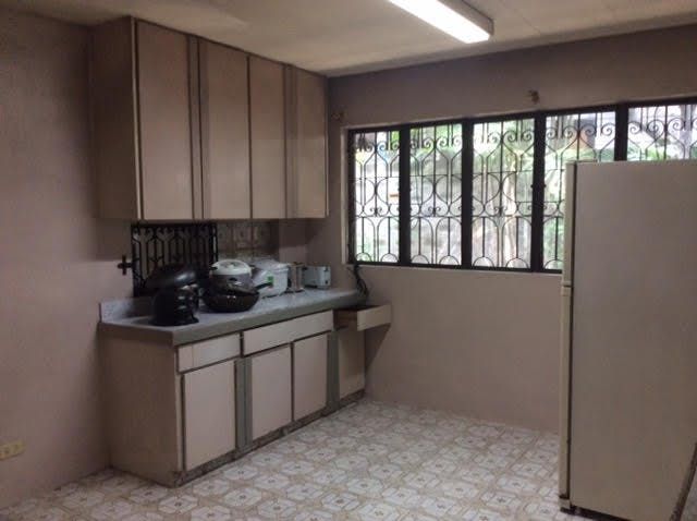 "4BR House for Rent in Valle Verde, Pasig"08