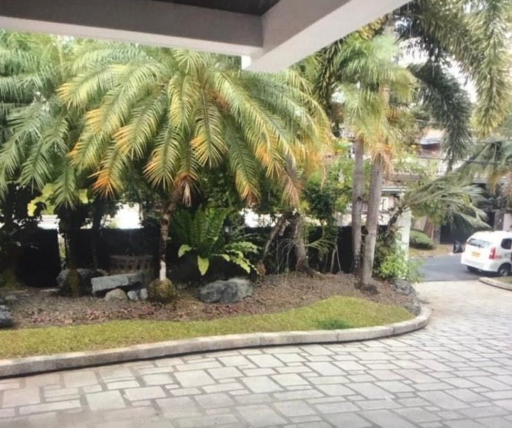"6BR House for Rent in Forbes Park, Makati"08