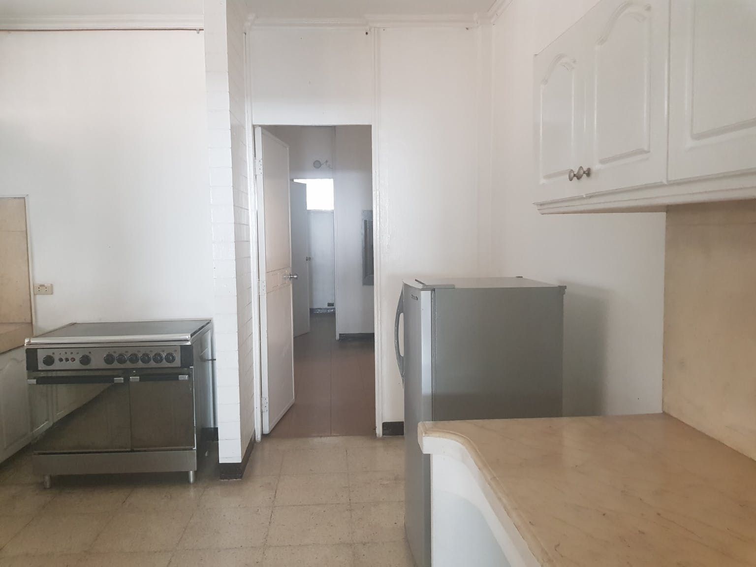 "4BR House for Rent in Magallanes, Makati"07