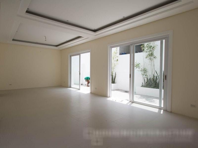 "3BR House for Rent in San Lorenzo Village, Makati"06