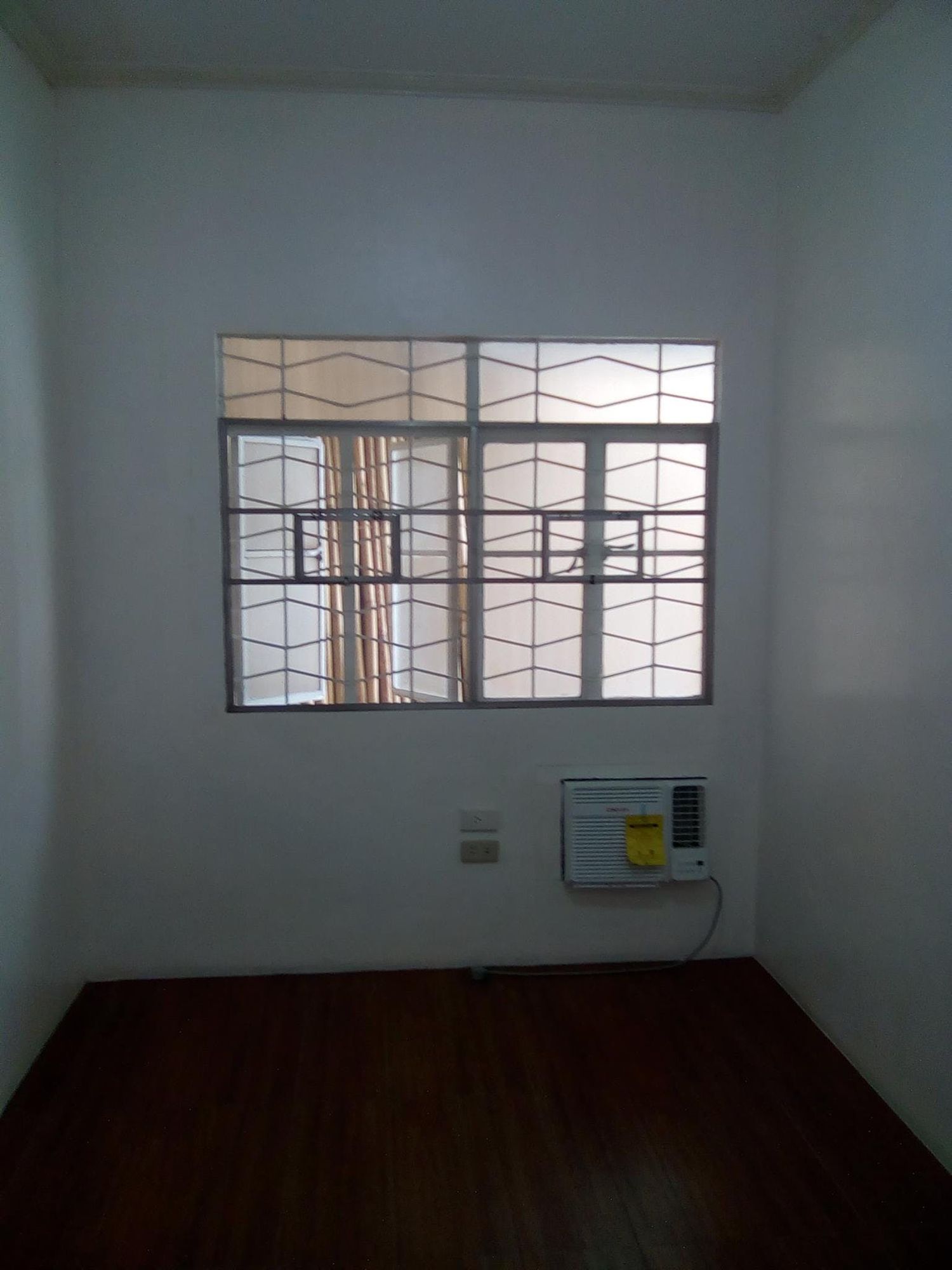 "2BR Townhouse for Rent in Plainview, Mandaluyong"06