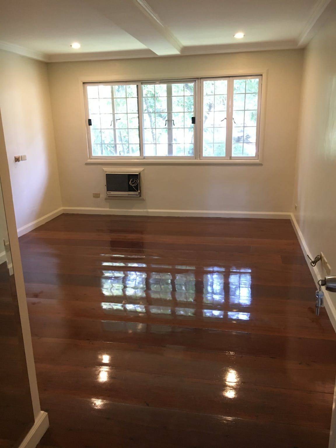 "4BR House for Rent in Loyola Grand Villas, Quezon City"04