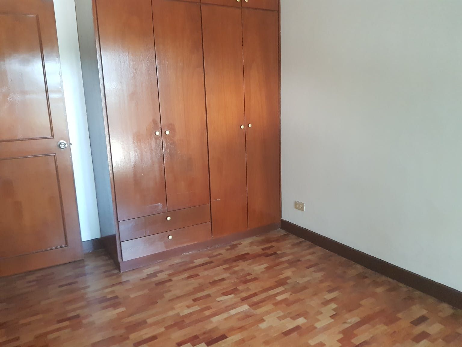 "3BR House for Rent in ,"10