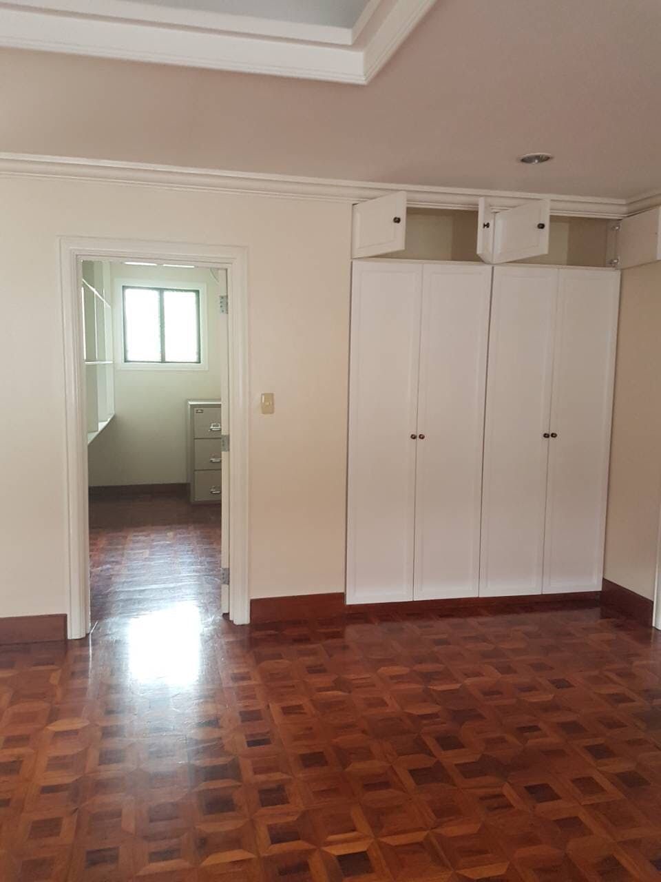 "3BR House for Rent in San Lorenzo Village, Makati"03