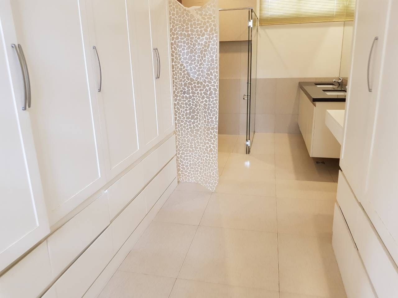 "4BR House for Rent in Urdaneta Village, Makati"10