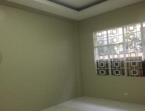 "6BR House for Rent in Quiapo, Manila"08