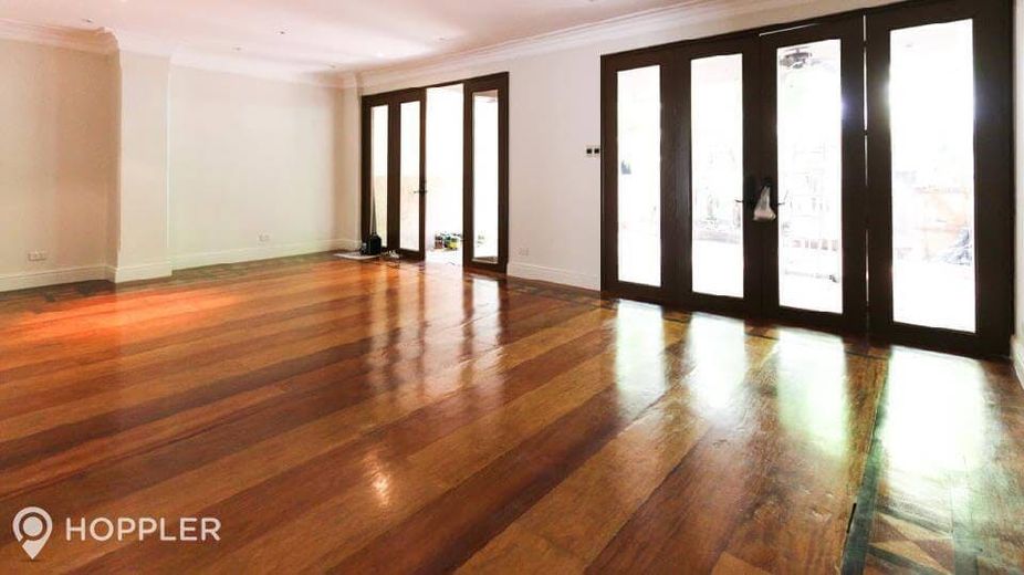 "4BR House for Rent in Ecology Village, Makati"01