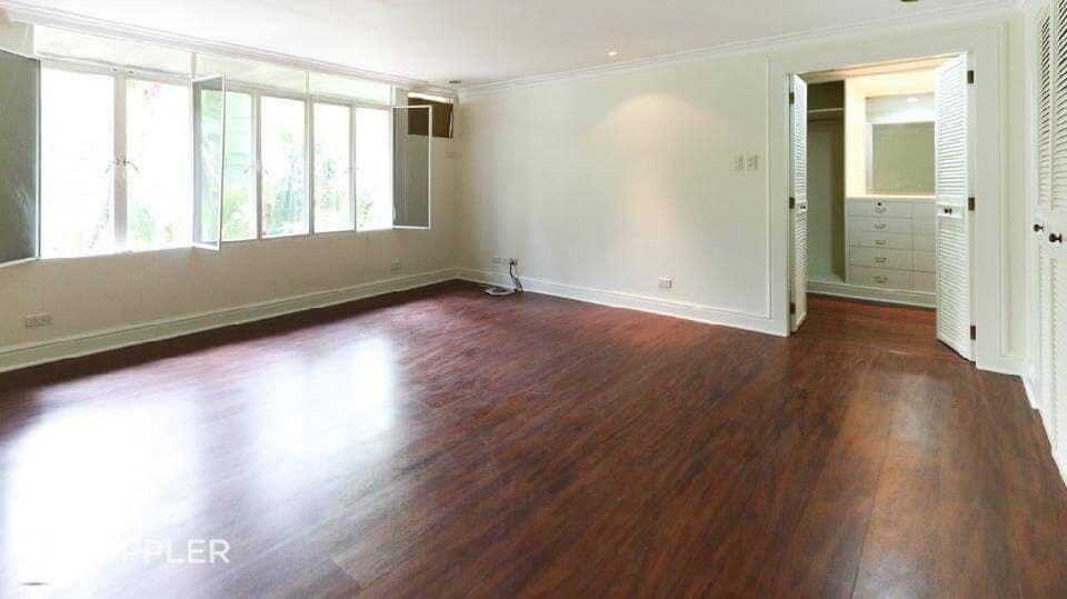"4BR House for Rent in Ecology Village, Makati"04