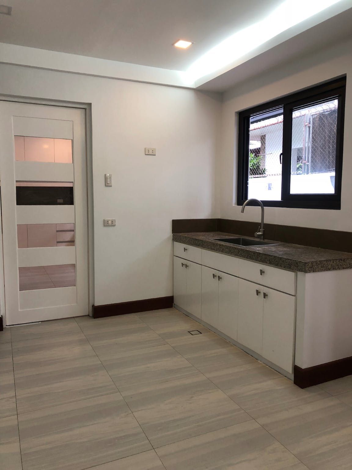 "4BR House for Rent in Ayala Alabang Village, Muntinlupa"04