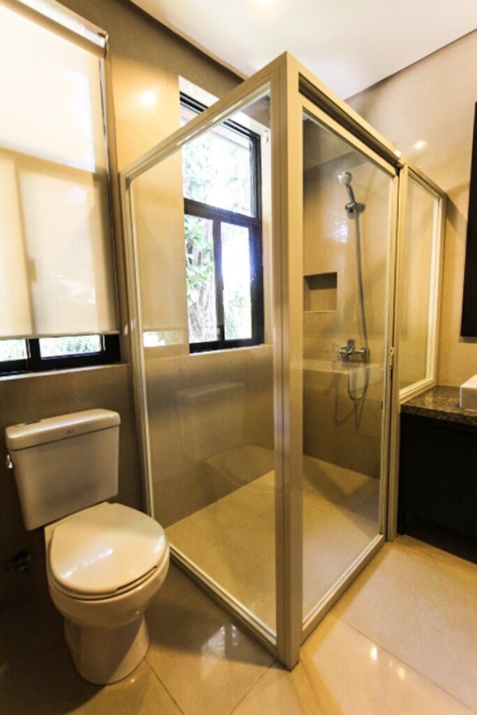 "4BR House for Rent in Ayala Alabang Village, Muntinlupa"10