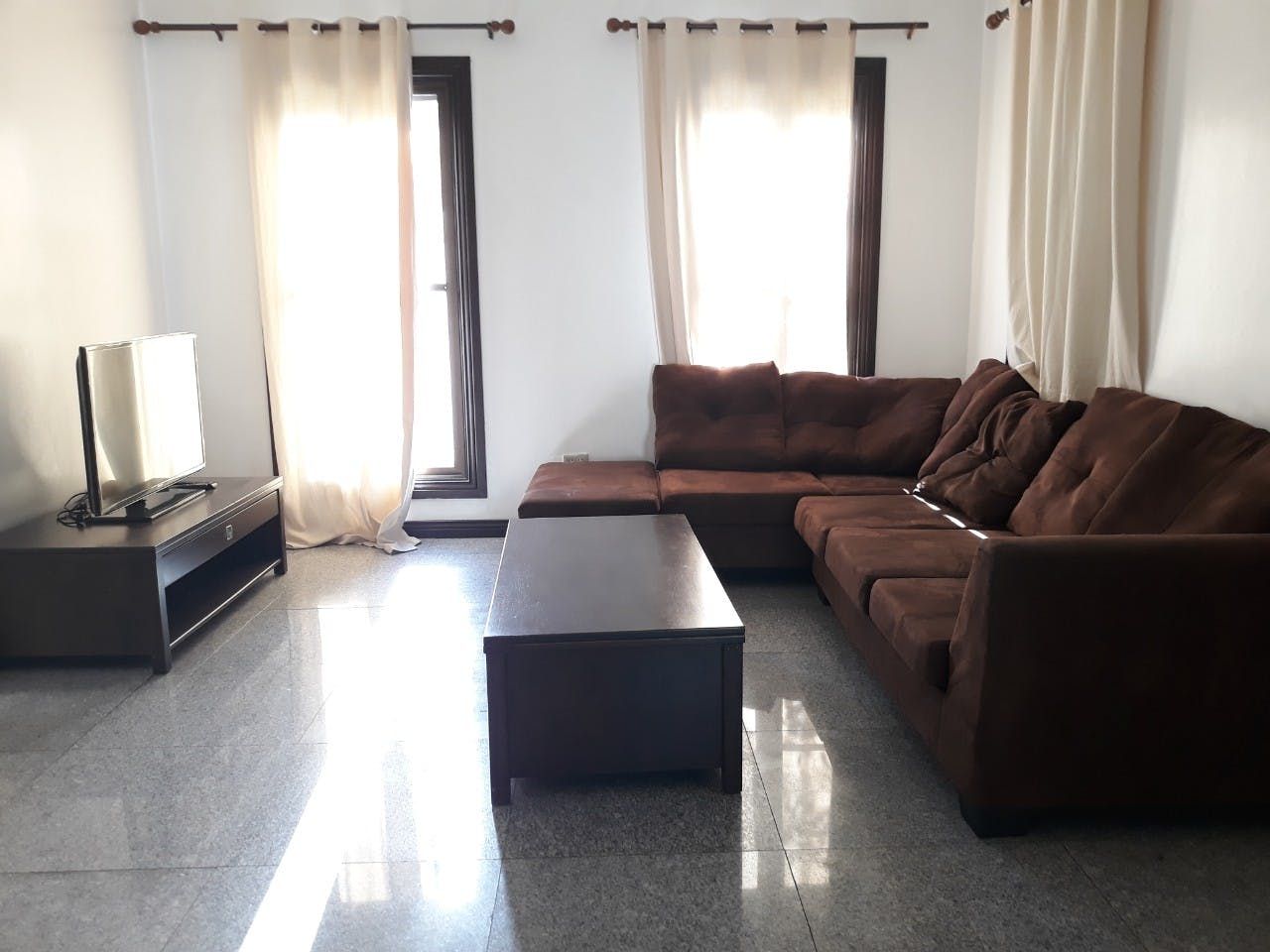 "3BR House for Rent in San Lorenzo Village, Makati"04