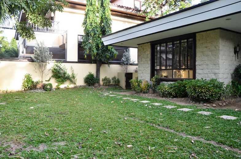 "3BR House for Rent in Valle Verde, Pasig"01