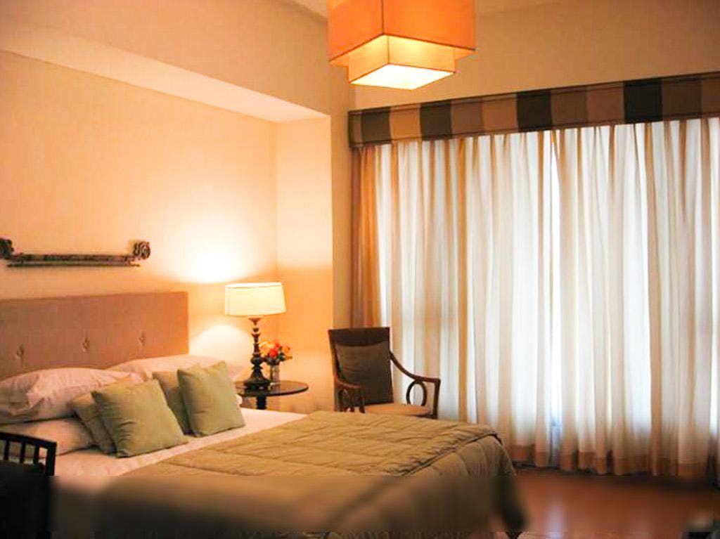 "2BR Condo for Rent in The Shang Grand Tower, Legazpi Village, Makati"07