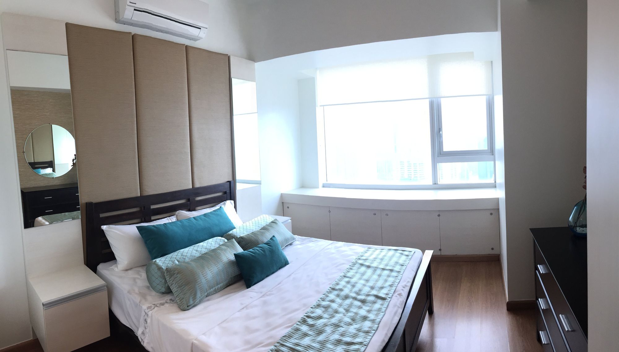 "2BR Condo for Rent in The St. Francis Shangri-La Place, Ortigas Center"08