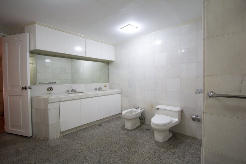 "2BR Condo for Rent in Shang Salcedo Place, Salcedo Village, Makati"03