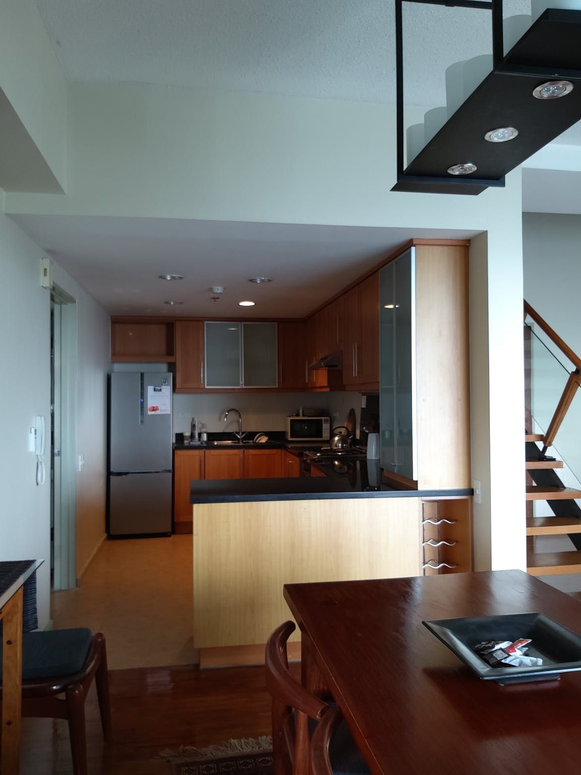 "3BR Condo for Rent in The Peak, Salcedo Village, Makati"09