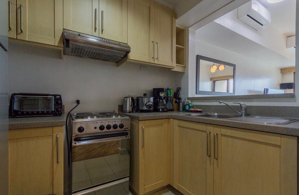 "1BR Condo for Rent in Joya Lofts and Towers, Rockwell Center, Makati"06
