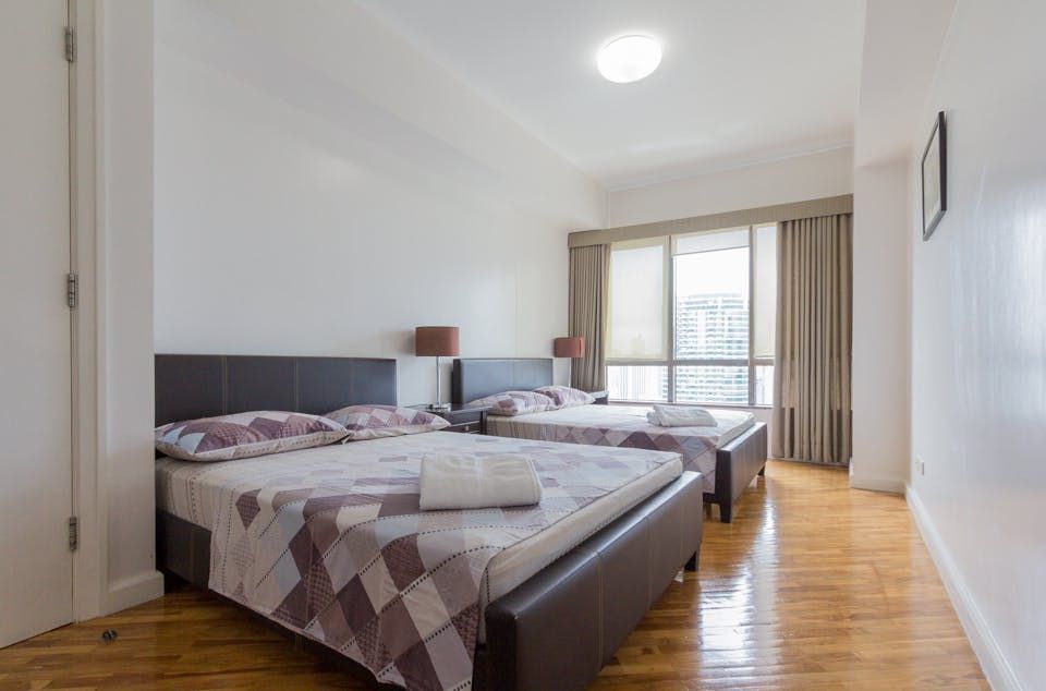 "1BR Condo for Rent in Joya Lofts and Towers, Rockwell Center, Makati"08