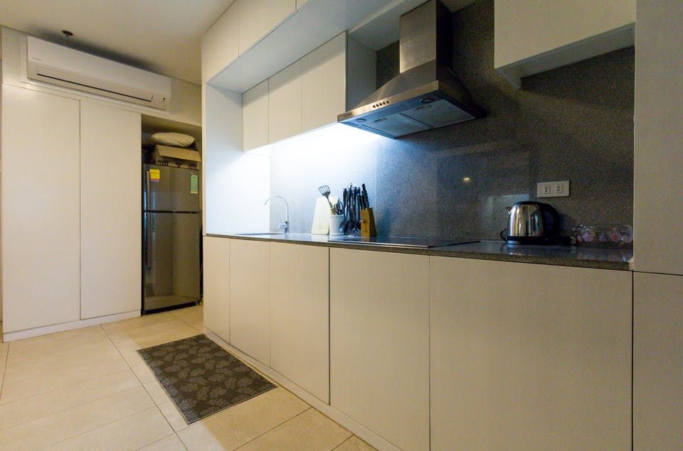 "1BR Condo for Rent in Joya Lofts and Towers, Rockwell Center, Makati"06