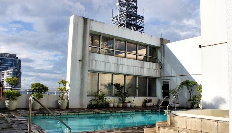 "2BR Condo for Rent in Easton Place, Salcedo Village, Makati"06
