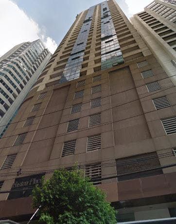 "2BR Condo for Rent in Easton Place, Salcedo Village, Makati"09