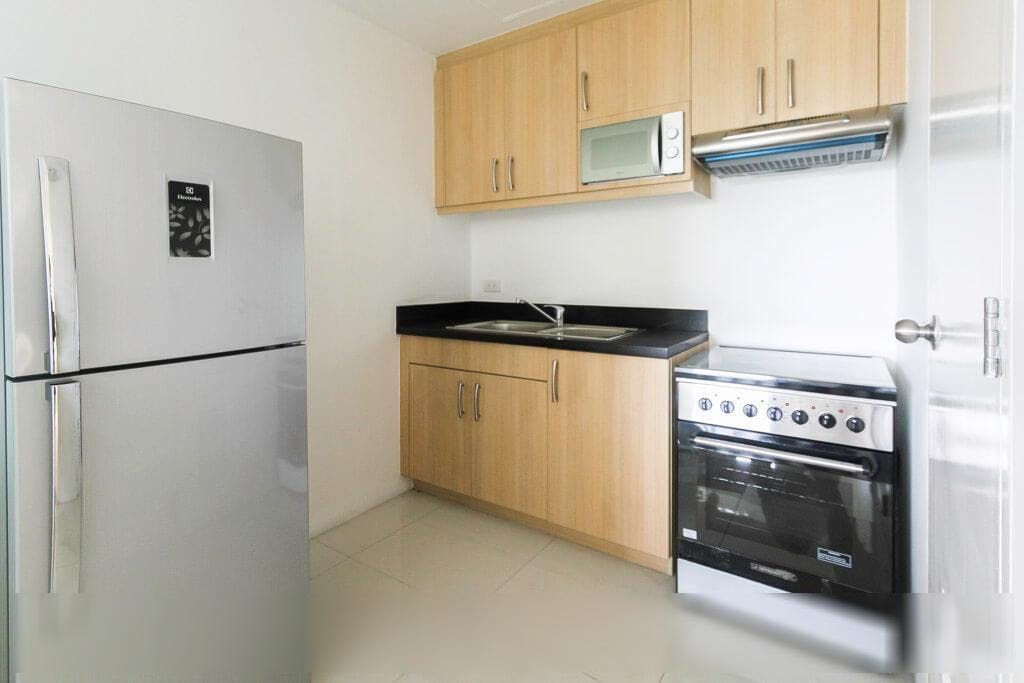 "2BR Condo for Rent in Avant at the Fort, BGC - Bonifacio Global City,"04