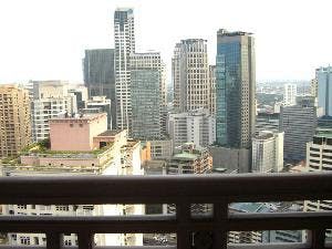 "3BR Condo for Rent in Elizabeth Place, Salcedo Village, Makati"04
