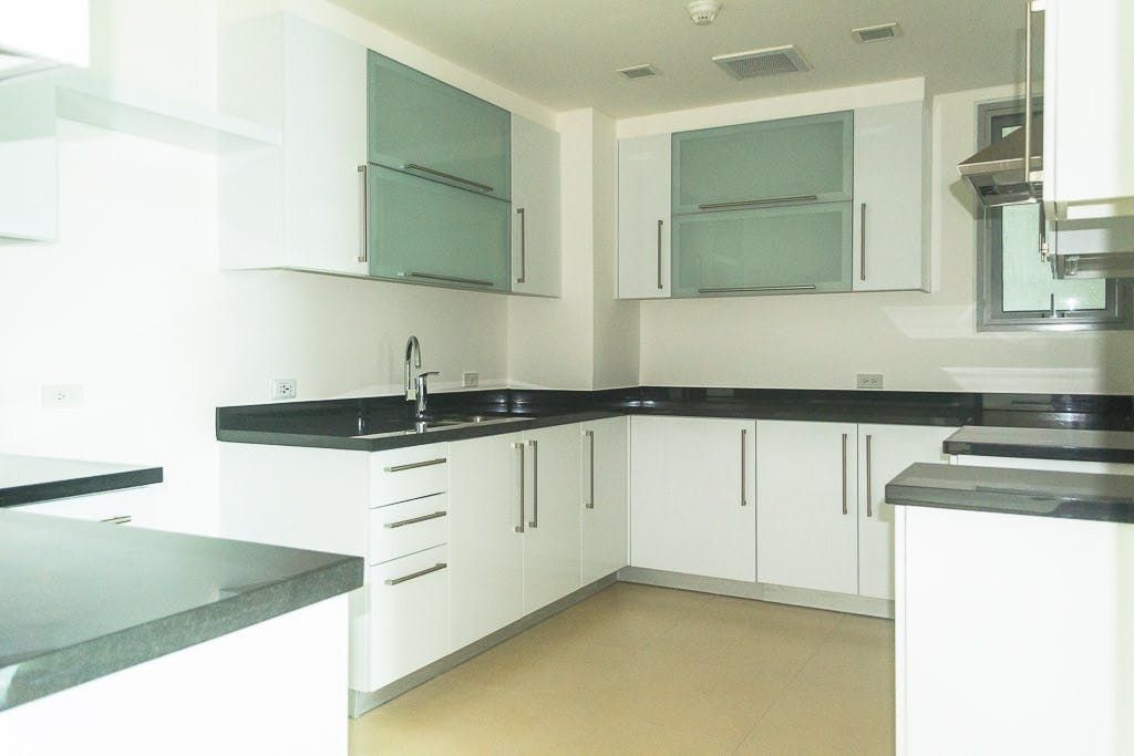 "2BR Condo for Rent in One Serendra, BGC - Bonifacio Global City, Tagui"06
