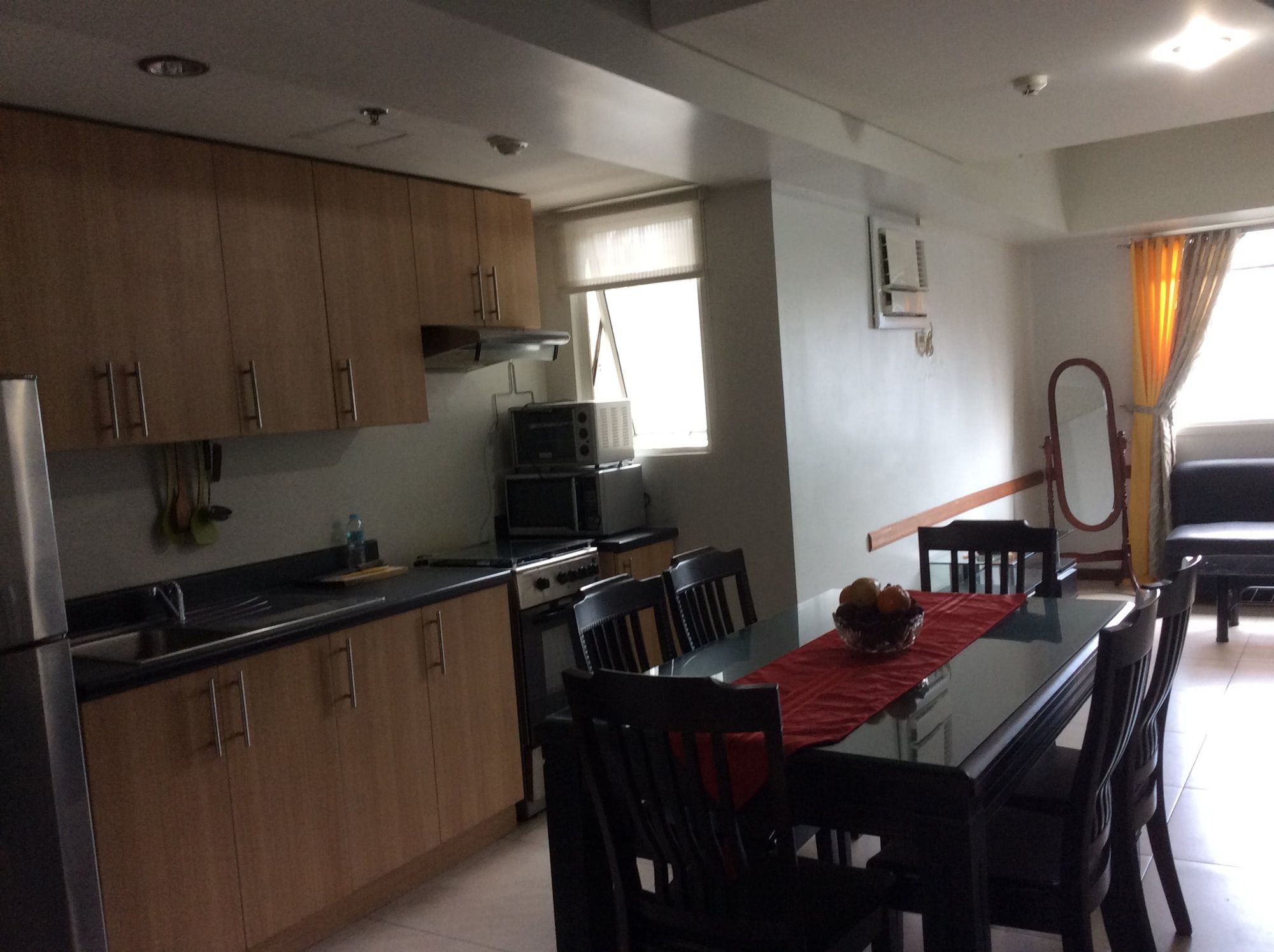 "2BR Condo for Rent in The Columns Legaspi, Legazpi Village, Makati"05