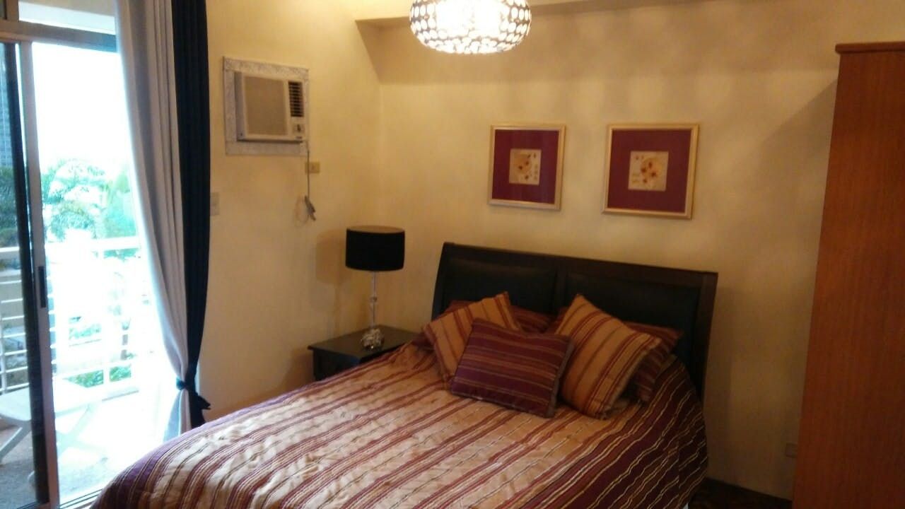 "1BR Condo for Rent in Paseo Parkview Suites, Salcedo Village, Makati"06