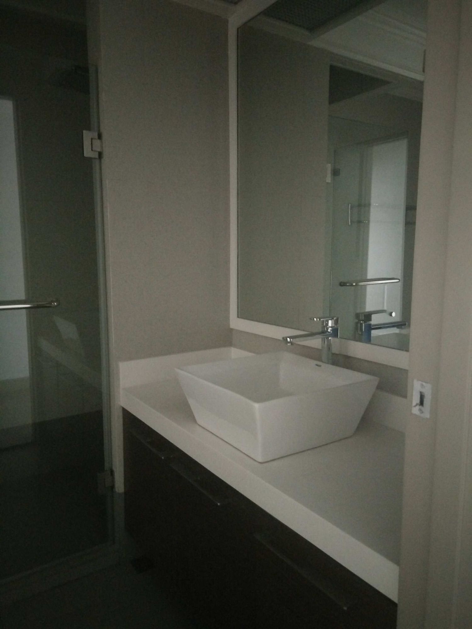"2BR Condo for Rent in Two Salcedo Place, Salcedo Village, Makati"04
