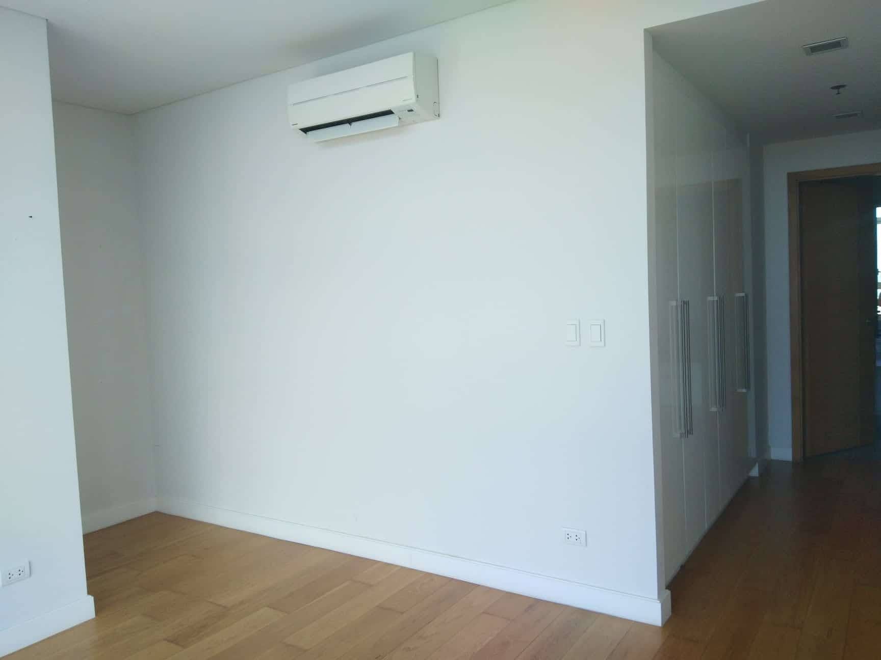 "3BR Condo for Rent in Park Terraces, San Lorenzo, Makati"04