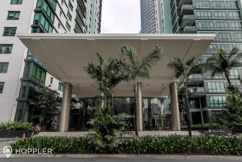 "2BR Condo for Rent in Amorsolo West, Rockwell Center, Makati"04