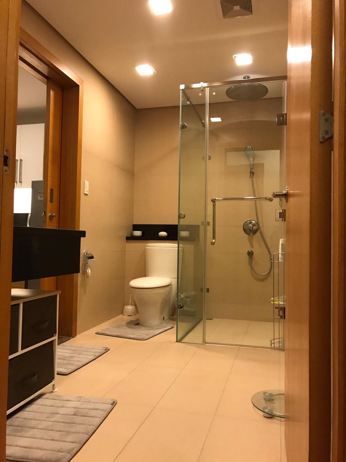 "1BR Condo for Rent in Park Terraces, San Lorenzo, Makati"04