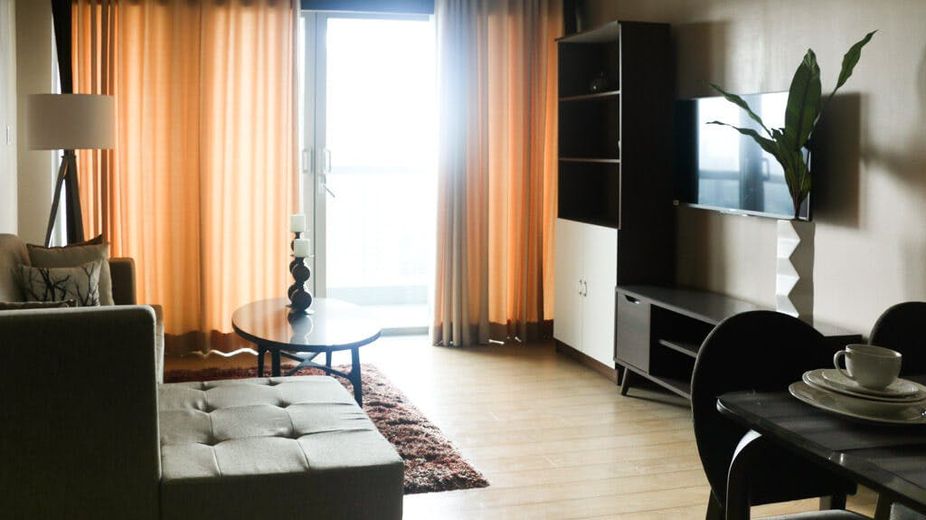 "1BR