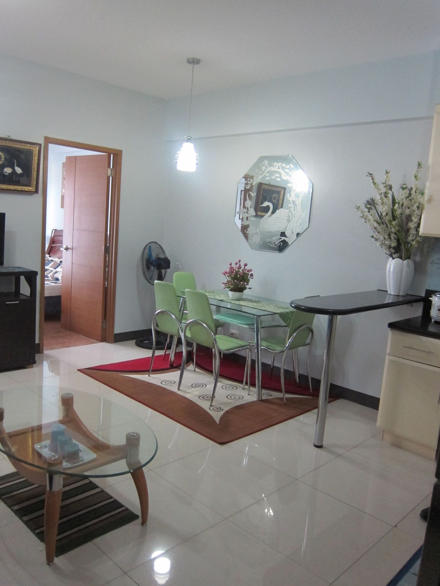 "1BR Condo for Rent in Morgan Suites Executive Residences, McKinley Hil"07