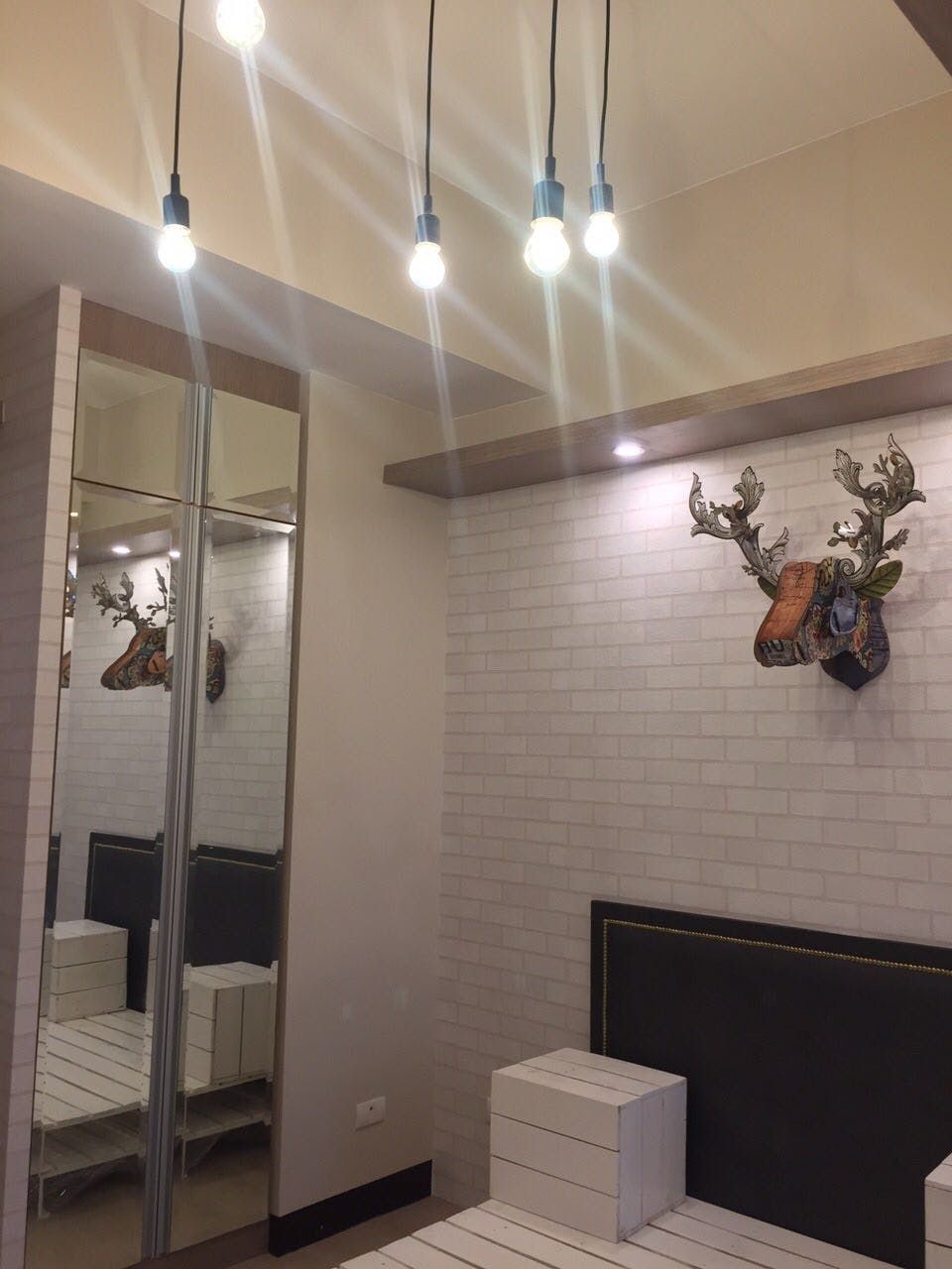 "Studio Condo for Rent in Greenbelt Hamilton, Legazpi Village, Makati"04