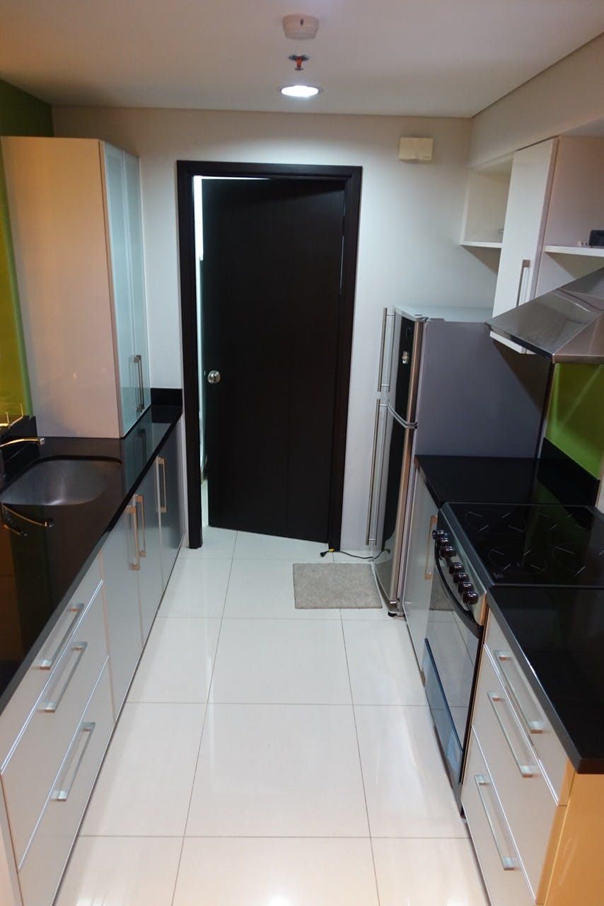"1BR Condo for Rent in The Residences at Greenbelt, Legazpi Village, Ma"04