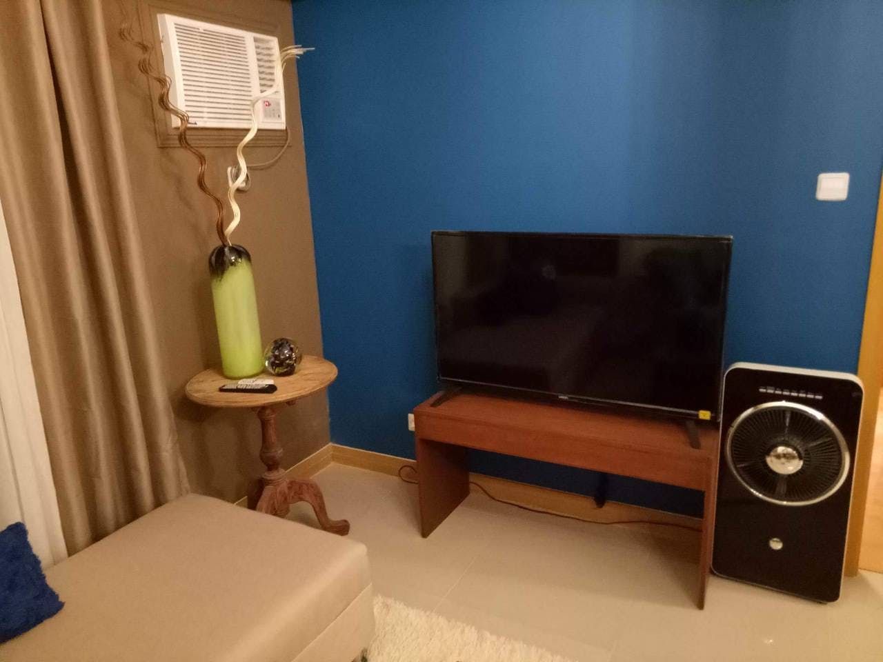 "1BR Condo for Rent in The Trion Towers, BGC - Bonifacio Global City, T"06