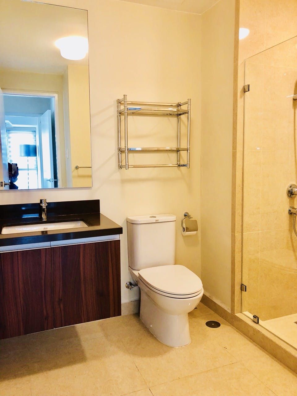 "1BR Condo for Rent in Shang Salcedo Place, Salcedo Village, Makati"10