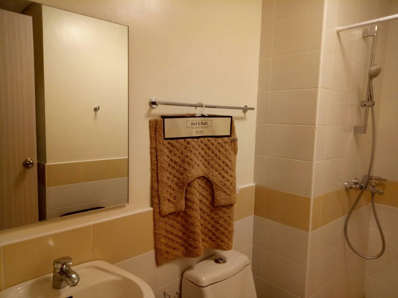 "1BR Condo for Rent in The Trion Towers, BGC - Bonifacio Global City, T"06